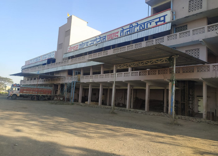 GOLDEN COLDSTORAGE AND VEGETABLES